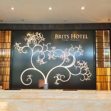 Brits Hotel Puri Indah Jakarta Exterior photo